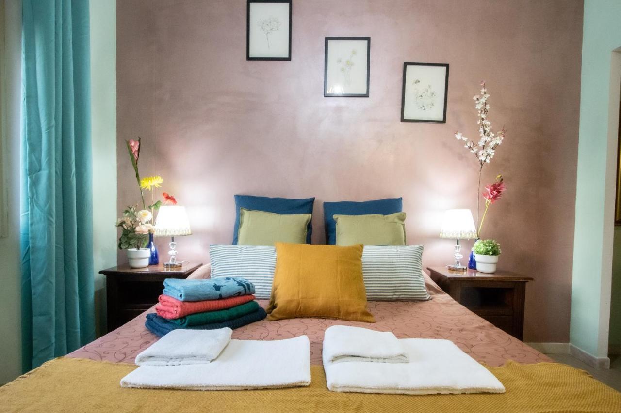 B&B Colorful Suite Yard Rome Exterior photo